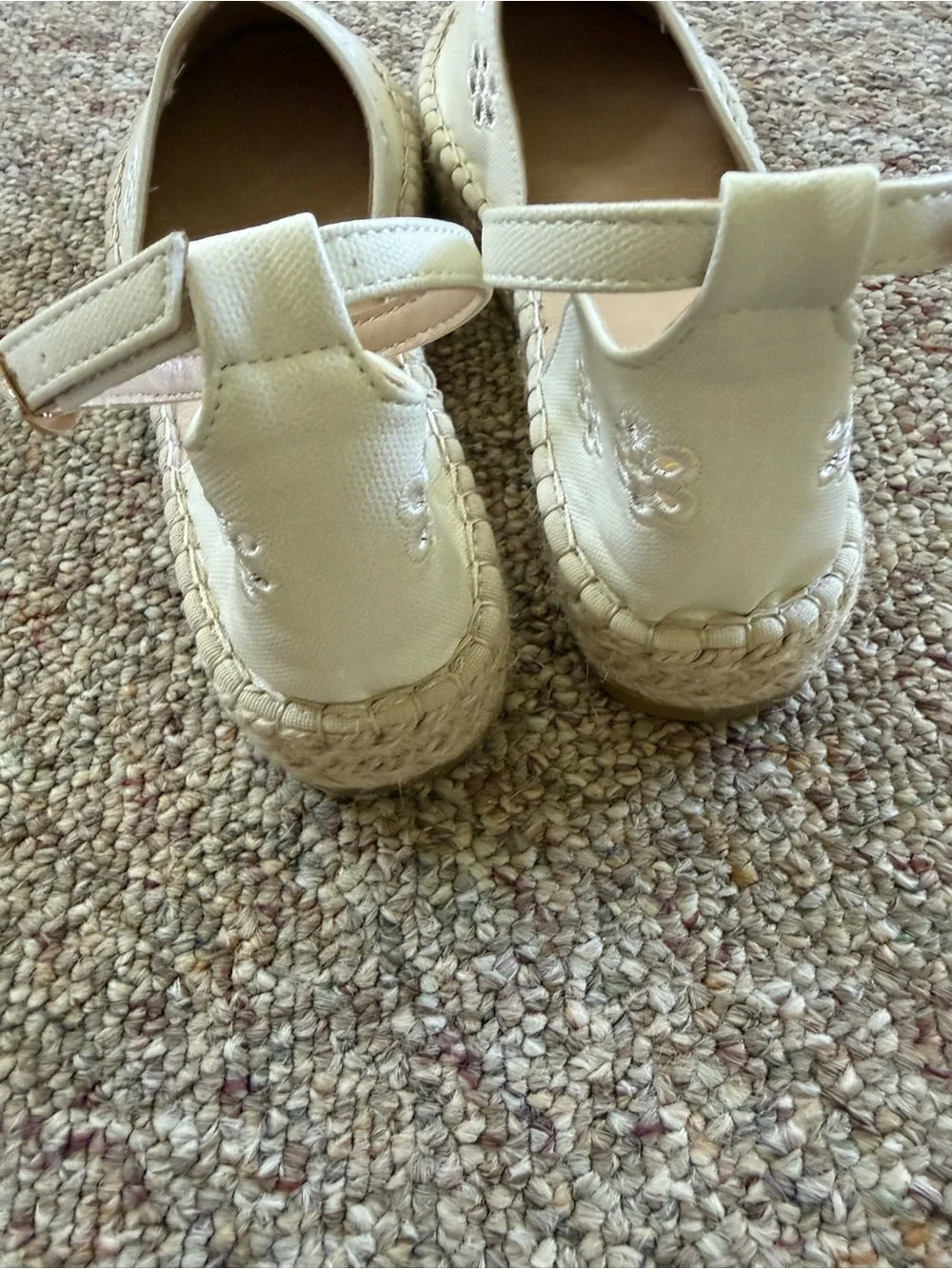 Olivia & Kate off-white espadrille sandals  eyelet design size 7